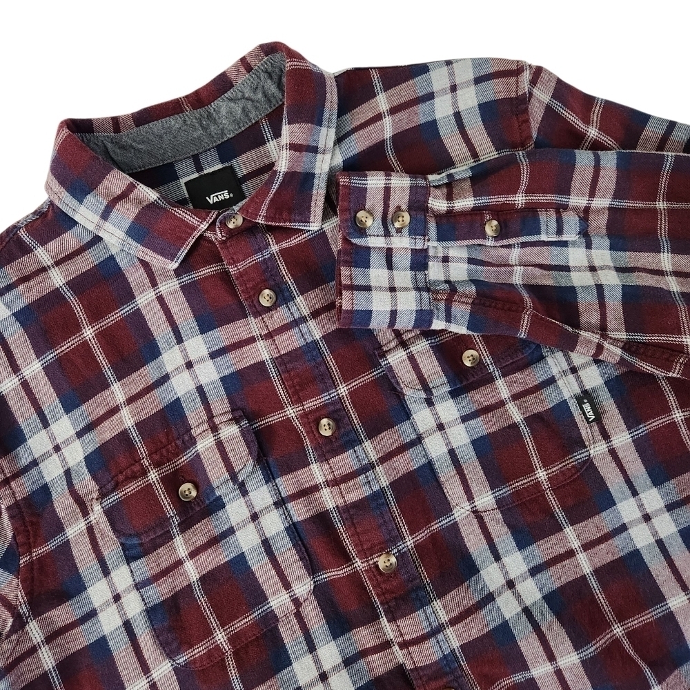 VANS Burgundy & Navy Plaid Sycamore Flannel Button-Up Shirt medium